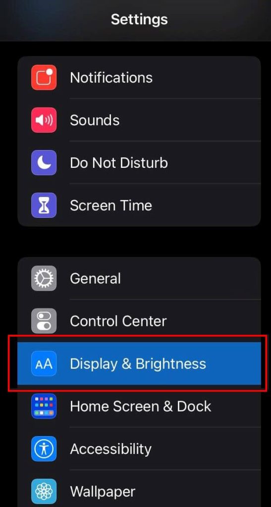 configuración de pantalla en ios para poner el modo oscuro en Instagram